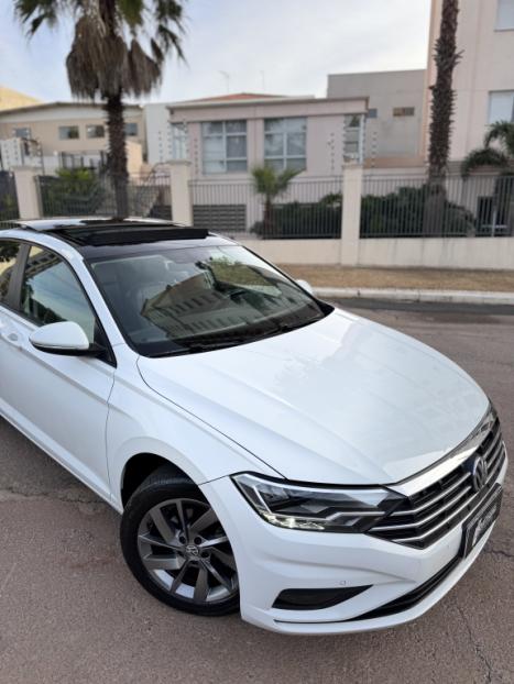 VOLKSWAGEN Jetta 1.4 4P 250 TSI TURBO CONFORTLINE AUTOMTICO, Foto 3
