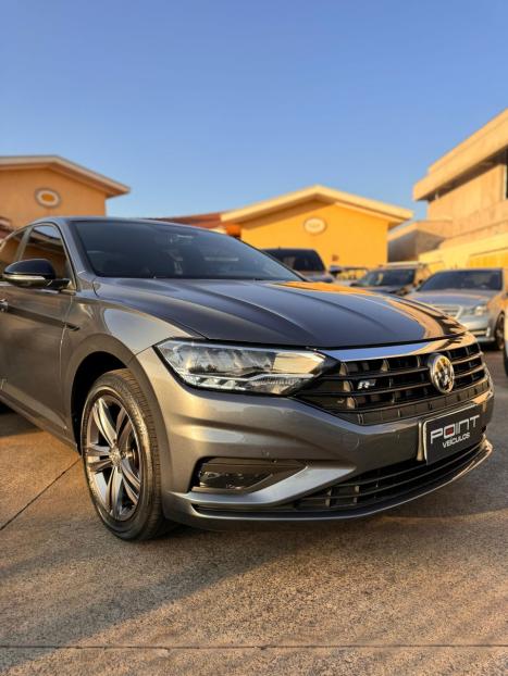 VOLKSWAGEN Jetta 1.4 4P 250 TSI R-LINE AUTOMTICO, Foto 3