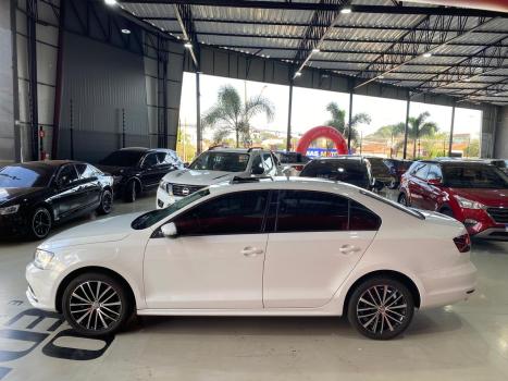 VOLKSWAGEN Jetta 1.4 4P 250 TSI TURBO CONFORTLINE AUTOMTICO, Foto 4