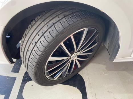 VOLKSWAGEN Jetta 1.4 4P 250 TSI TURBO CONFORTLINE AUTOMTICO, Foto 16