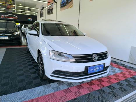 VOLKSWAGEN Jetta 2.0 4P FLEX CONFORTLINE TIPTRONIC AUTOMTICO, Foto 3