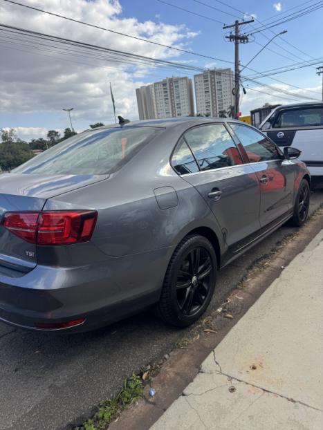 VOLKSWAGEN Jetta 2.0 4P TSI HIGHLINE 211 CV AUTOMTICO, Foto 3