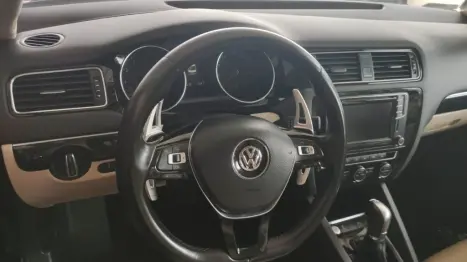 VOLKSWAGEN Jetta 2.0 4P TSI HIGHLINE 211 CV AUTOMTICO, Foto 2