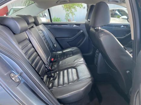 VOLKSWAGEN Jetta 2.0 4P TSI HIGHLINE 211 CV AUTOMTICO, Foto 14