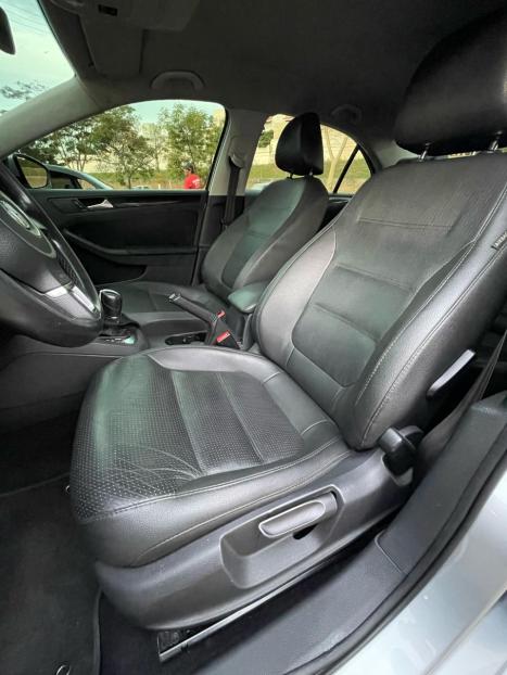 VOLKSWAGEN Jetta 2.0 4P CONFORTLINE TIPTRONIC AUTOMTICO, Foto 5