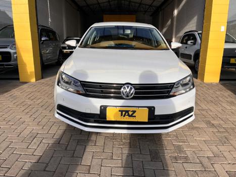 VOLKSWAGEN Jetta 2.0 4P CONFORTLINE TIPTRONIC AUTOMTICO, Foto 3
