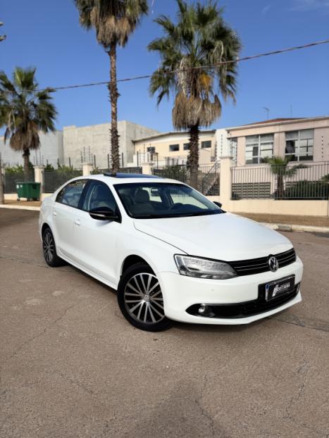 VOLKSWAGEN Jetta 2.0 4P CONFORTLINE TIPTRONIC AUTOMTICO, Foto 4