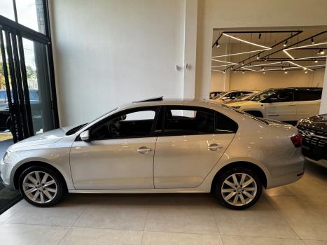 VOLKSWAGEN Jetta 2.0 4P FLEX CONFORTLINE TIPTRONIC AUTOMTICO, Foto 4
