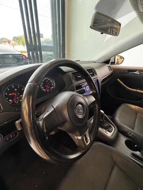VOLKSWAGEN Jetta 2.0 4P FLEX CONFORTLINE TIPTRONIC AUTOMTICO, Foto 5