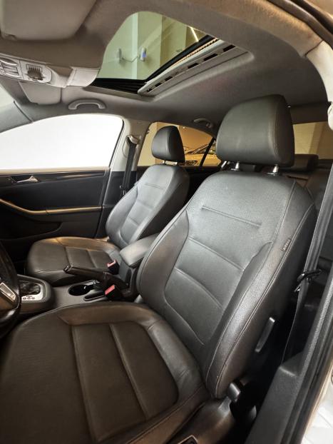 VOLKSWAGEN Jetta 2.0 4P FLEX CONFORTLINE TIPTRONIC AUTOMTICO, Foto 6