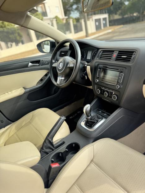 VOLKSWAGEN Jetta 2.0 4P CONFORTLINE TIPTRONIC AUTOMTICO, Foto 11