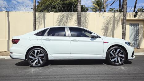 VOLKSWAGEN Jetta 2.0 4P 350 TSI GLI AUTOMTICO DSG, Foto 4