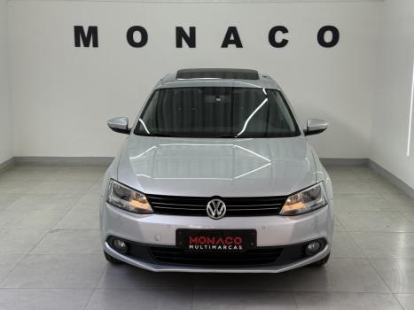 VOLKSWAGEN Jetta 2.0 4P FLEX CONFORTLINE TIPTRONIC AUTOMTICO, Foto 2