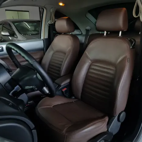 VOLKSWAGEN New Beetle 2.0 MI AUTOMTICO, Foto 14