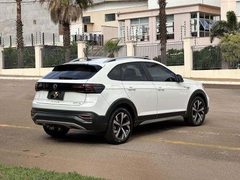VOLKSWAGEN Nivus 1.0 4P FLEX 200 TSI HIGHLINE TURBO AUTOMÁTICO, Foto 2