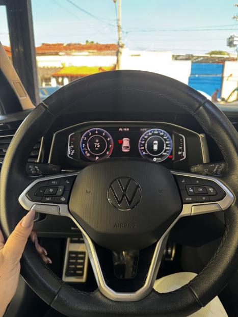 VOLKSWAGEN Nivus 1.0 4P FLEX 200 TSI HIGHLINE TURBO AUTOMTICO, Foto 8