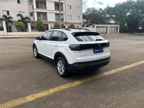 VOLKSWAGEN Nivus 1.0 4P FLEX 200 TSI COMFORTLINE TURBO AUTOMTICO, Foto 6