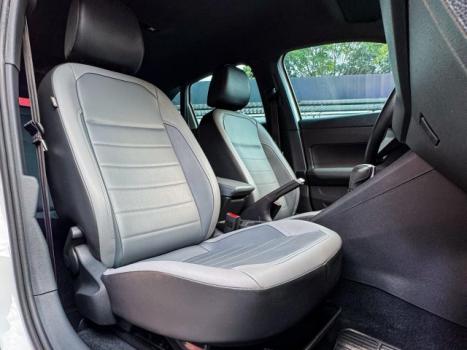VOLKSWAGEN Nivus 1.0 4P FLEX 200 TSI HIGHLINE TURBO AUTOMTICO, Foto 17