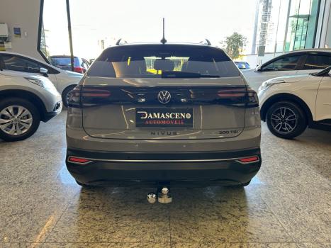 VOLKSWAGEN Nivus 1.0 4P FLEX 200 TSI HIGHLINE TURBO AUTOMTICO, Foto 4