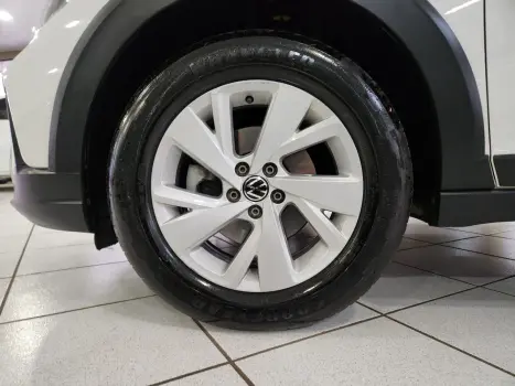 VOLKSWAGEN Nivus 1.0 4P FLEX 200 TSI COMFORTLINE TURBO AUTOMTICO, Foto 12