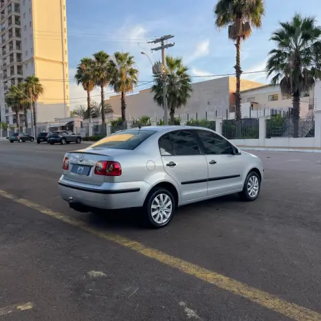 VOLKSWAGEN Polo Sedan 1.6 4P COMFORTLINE FLEX, Foto 4