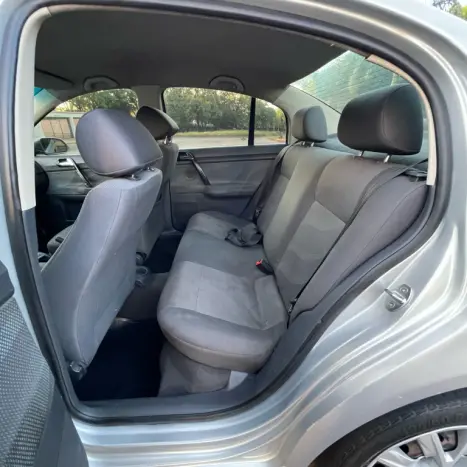 VOLKSWAGEN Polo Sedan 1.6 4P COMFORTLINE FLEX, Foto 8