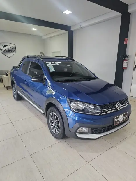 VOLKSWAGEN Saveiro 1.6 G7 CABINE DUPLA CROSS FLEX, Foto 3