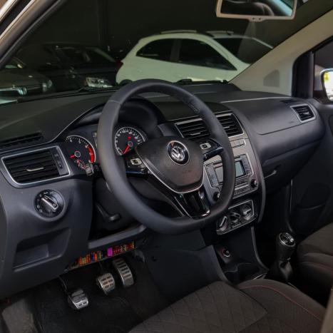 VOLKSWAGEN Space Cross 1.6 4P FLEX, Foto 8
