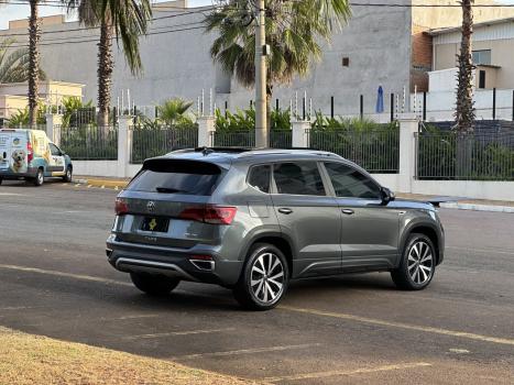 VOLKSWAGEN Taos 1.4 16V 4P FLEX 250 TSI HIGHLINE AUTOMTICO, Foto 4
