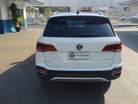 VOLKSWAGEN Taos 1.4 16V 4P FLEX 250 TSI HIGHLINE AUTOMTICO, Foto 5