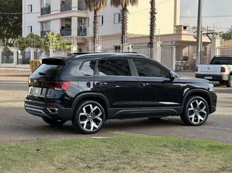 VOLKSWAGEN Taos 1.4 16V 4P FLEX 250 TSI HIGHLINE AUTOMTICO, Foto 5