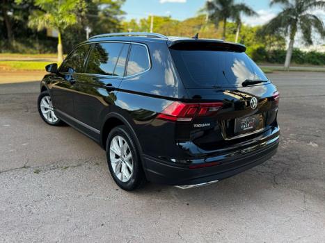 VOLKSWAGEN Tiguan 1.4 250 TSI TOTAL FLEX ALLSPACE COMFORTLINE TURBO AUTOMTICO TIPTRONIC, Foto 3