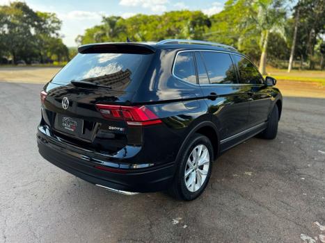 VOLKSWAGEN Tiguan 1.4 250 TSI TOTAL FLEX ALLSPACE COMFORTLINE TURBO AUTOMTICO TIPTRONIC, Foto 4
