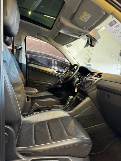 VOLKSWAGEN Tiguan 1.4 250 TSI TOTAL FLEX ALLSPACE COMFORTLINE TURBO AUTOMTICO TIPTRONIC, Foto 8