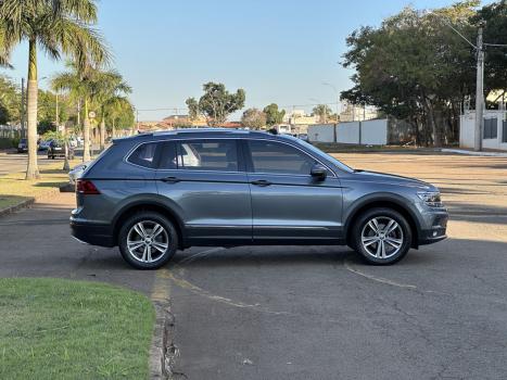 VOLKSWAGEN Tiguan 1.4 250 TSI TOTAL FLEX ALLSPACE COMFORTLINE TURBO AUTOMTICO TIPTRONIC, Foto 3
