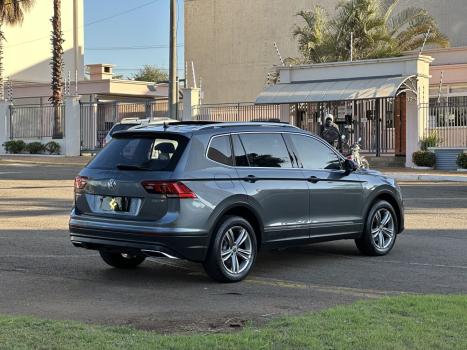 VOLKSWAGEN Tiguan 1.4 250 TSI TOTAL FLEX ALLSPACE COMFORTLINE TURBO AUTOMTICO TIPTRONIC, Foto 5