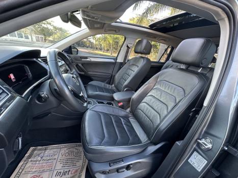 VOLKSWAGEN Tiguan 1.4 250 TSI TOTAL FLEX ALLSPACE COMFORTLINE TURBO AUTOMTICO TIPTRONIC, Foto 9