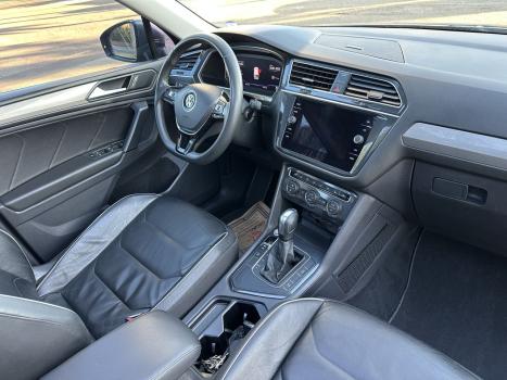 VOLKSWAGEN Tiguan 1.4 250 TSI TOTAL FLEX ALLSPACE COMFORTLINE TURBO AUTOMTICO TIPTRONIC, Foto 14
