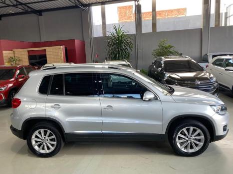 VOLKSWAGEN Tiguan 2.0 16V 4P TSI 4WD TURBO AUTOMTICO, Foto 8