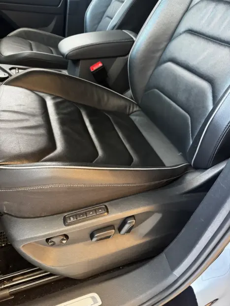 VOLKSWAGEN Tiguan 2.0 350 TSI TOTAL FLEX ALLSPACE R-LINE 4-MOTION TURBO AUTOMTICO DSG, Foto 6