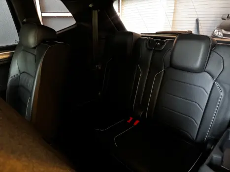VOLKSWAGEN Tiguan 2.0 350 TSI TOTAL FLEX ALLSPACE R-LINE 4-MOTION TURBO AUTOMTICO DSG, Foto 17