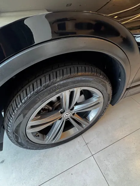 VOLKSWAGEN Tiguan 2.0 350 TSI TOTAL FLEX ALLSPACE R-LINE 4-MOTION TURBO AUTOMTICO DSG, Foto 19