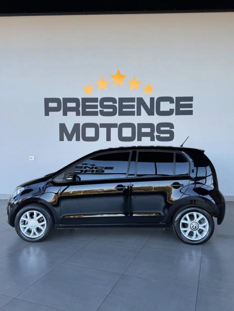 VOLKSWAGEN UP 1.0 12V 4P FLEX HIGH I-MOTION AUTOMATIZADO, Foto 2