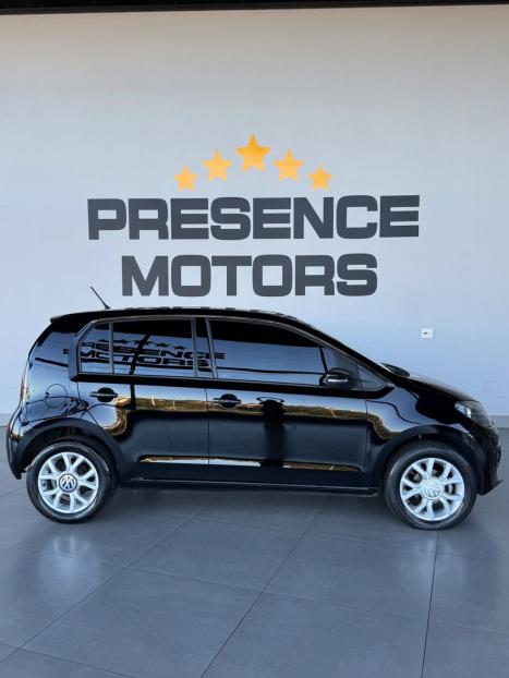 VOLKSWAGEN UP 1.0 12V 4P FLEX HIGH I-MOTION AUTOMATIZADO, Foto 3