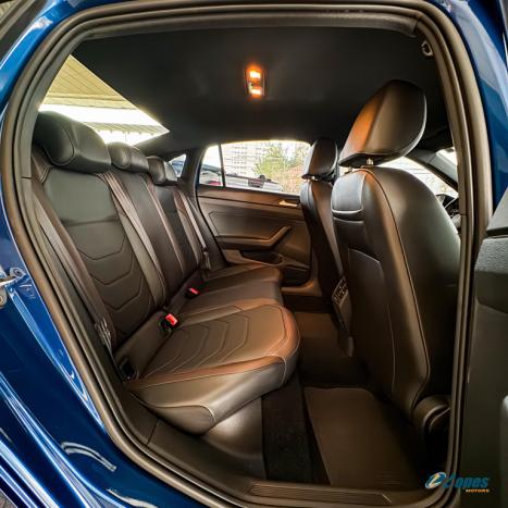 VOLKSWAGEN Virtus 1.0 4P 200 TSI FLEX HIGHLINE AUTOMTICO, Foto 17