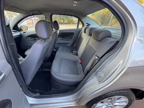 VOLKSWAGEN Voyage 1.6 4P COMFORTLINE FLEX, Foto 8