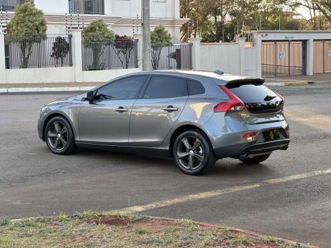VOLVO V40 2.0 4P T4 KINETIC TURBO AUTOMTICO, Foto 5