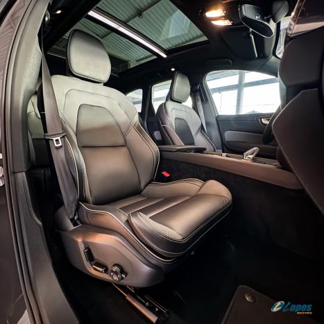 VOLVO XC60 2.0 16V 4P FLEX T8 RECHARGE HBRIDO ULTIMATE DARK AWD TURBO GEARTRONIC AUTOMTICO, Foto 15