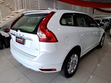 VOLVO XC60 2.0 4P DYNAMIC T5 TURBO AUTOMTICO, Foto 4