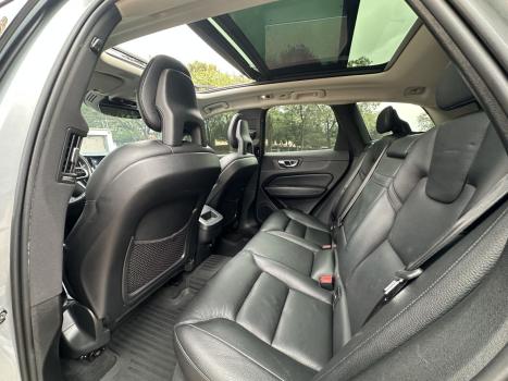 VOLVO XC60 2.0 4P T5 MOMENTUM TURBO AUTOMTICO, Foto 8